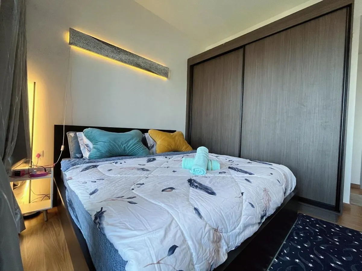 Beacon Executive Suite By Fantabulous Guest House George Town Apartment